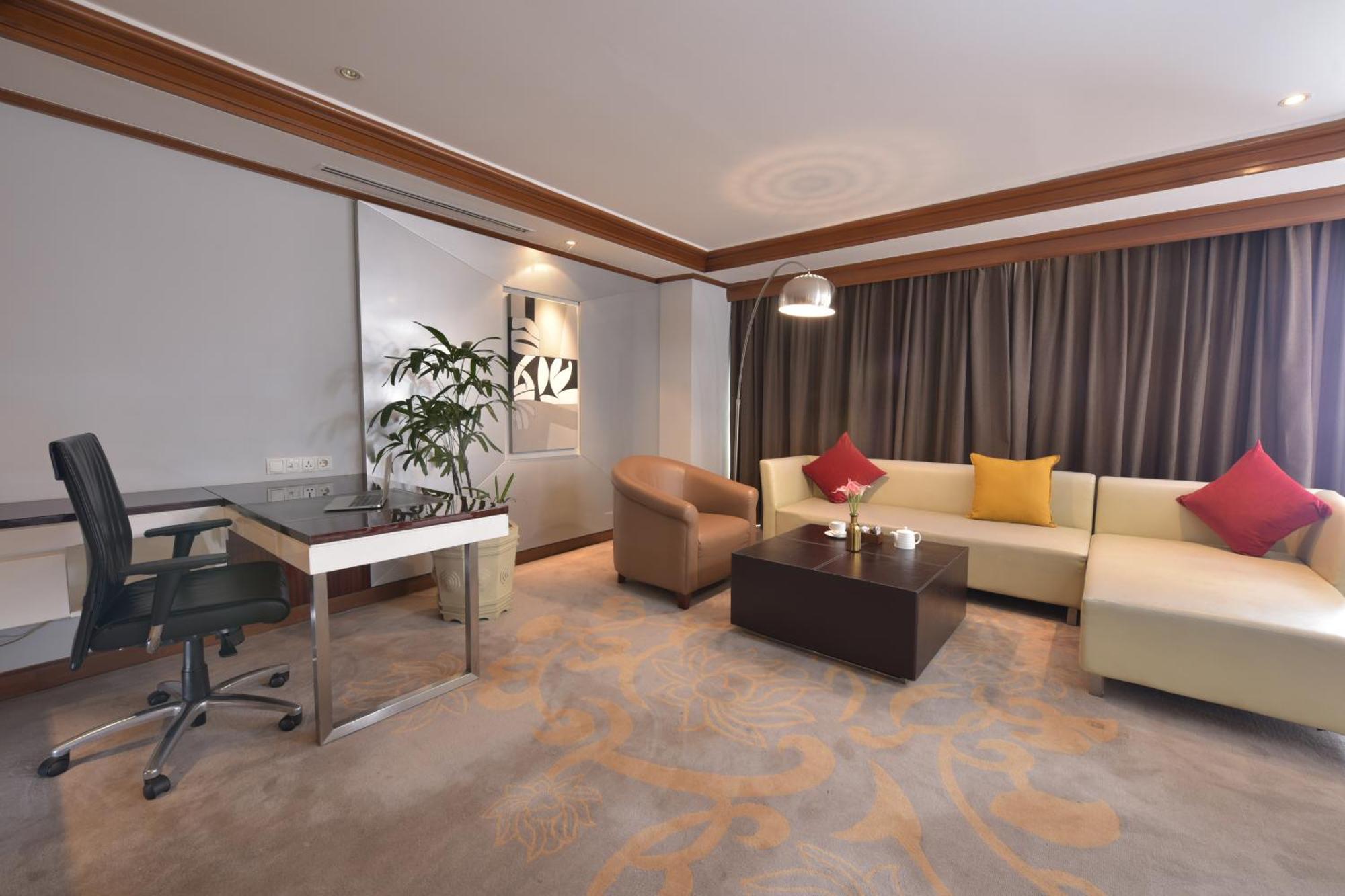 Wyndham Casablanca 5*